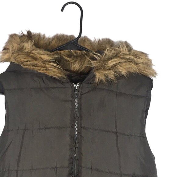 London Fog  Puffer Vest  Faux Fur Hood  Women Medium 90s Warm Full Zip Brown - Picture 3 of 12